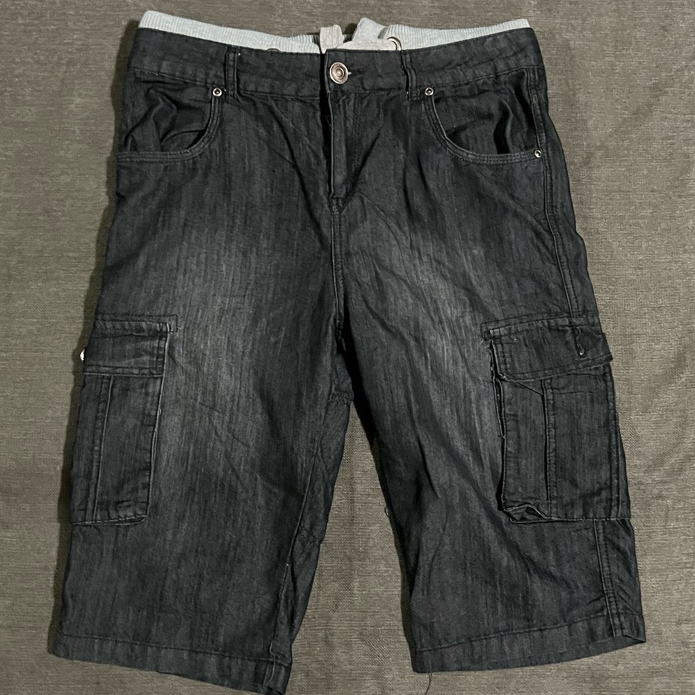URBAN HERITAGE cargo denim shorts